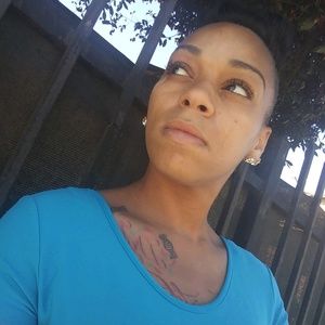 Meet your Posher, Andria